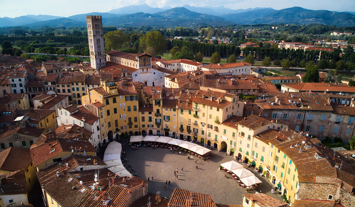 Pistoia and Lucca Tour